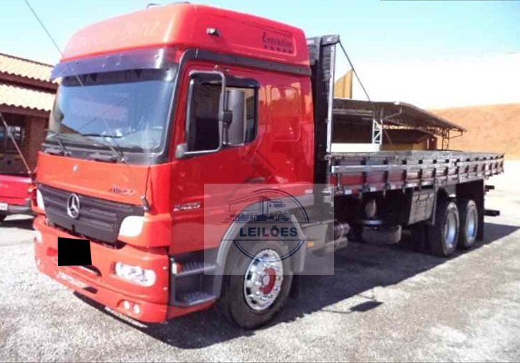 Mercedes-Benz 2425 - 2011 -  6x2 - Carroceria